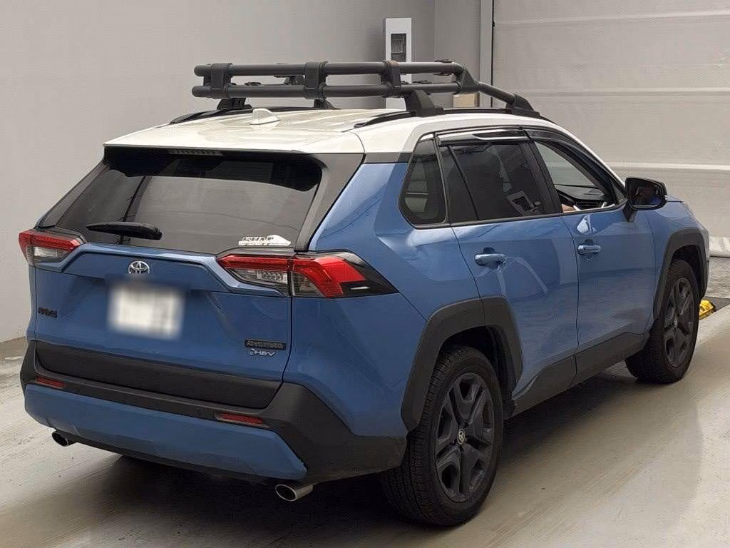TOYOTA RAV4