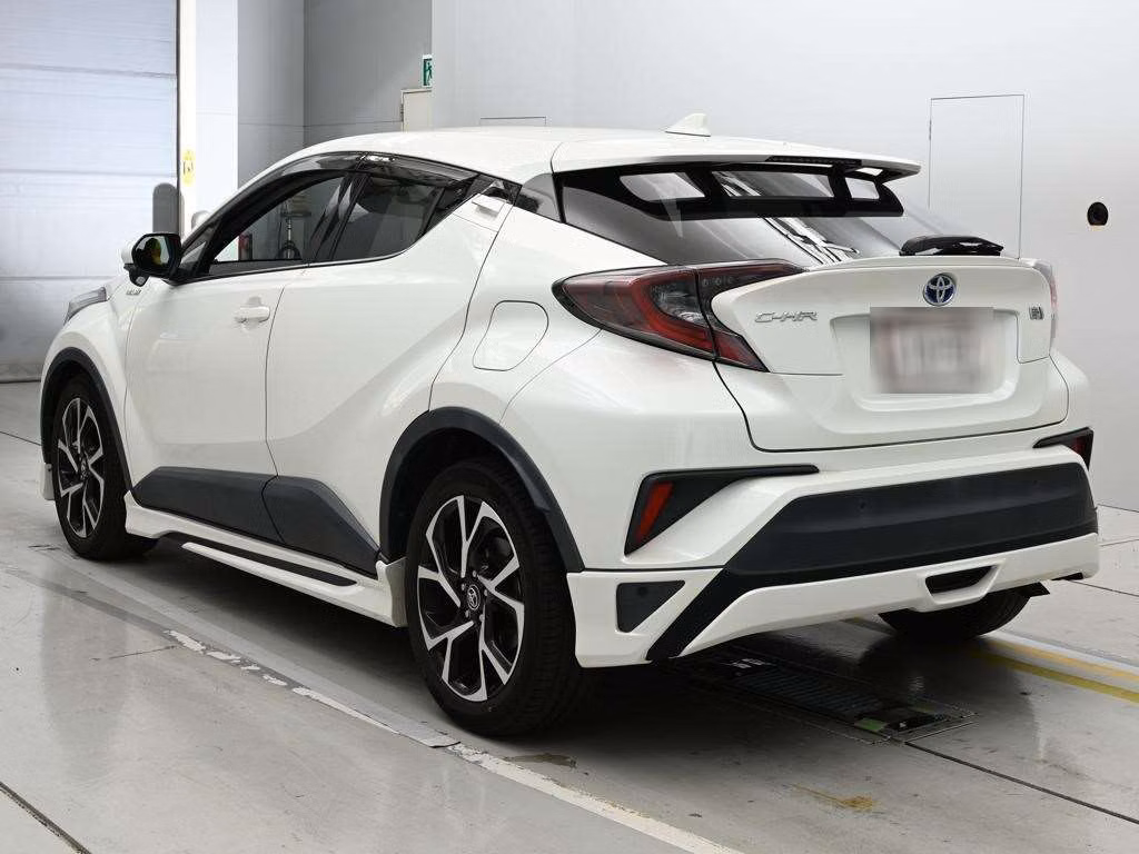 TOYOTA C-HR