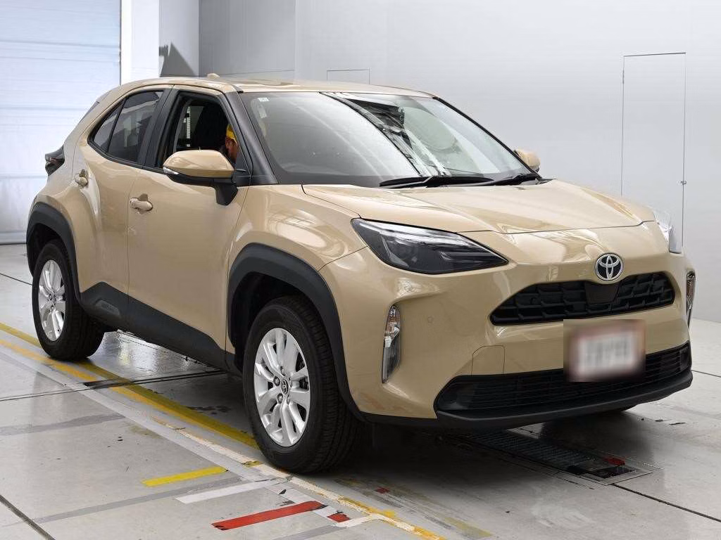 TOYOTA YARIS CROSS