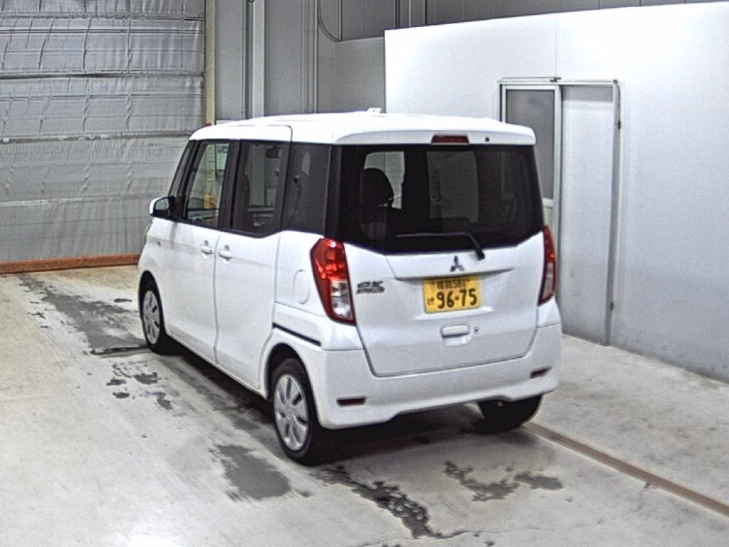 MITSUBISHI EK SPACE