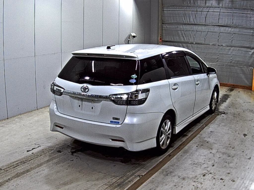 TOYOTA WISH