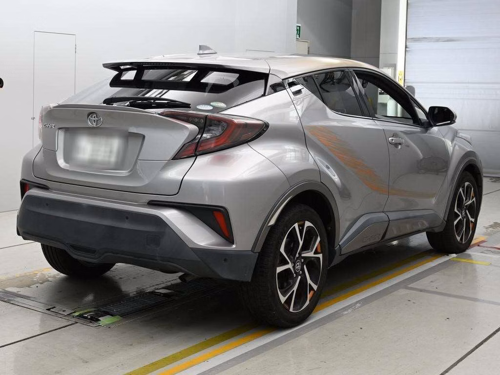 TOYOTA C-HR