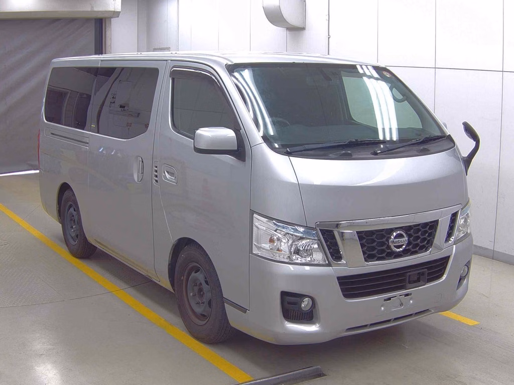 NISSAN NV350 CARAVAN