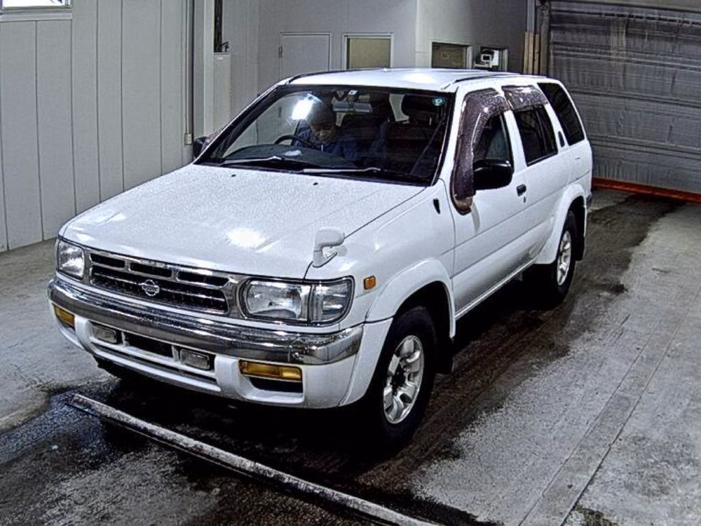 NISSAN TERRANO