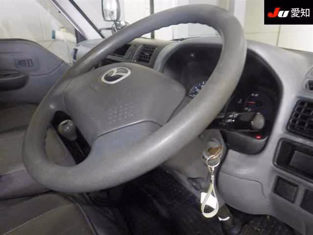 MAZDA BONGO