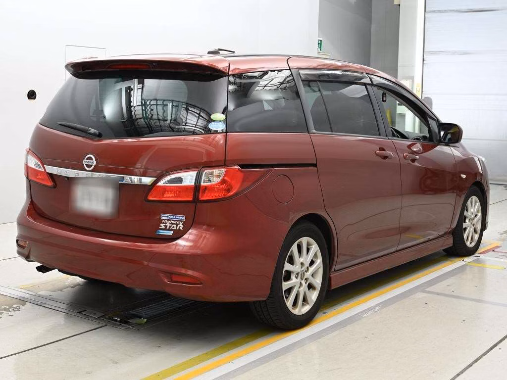 NISSAN LAFESTA