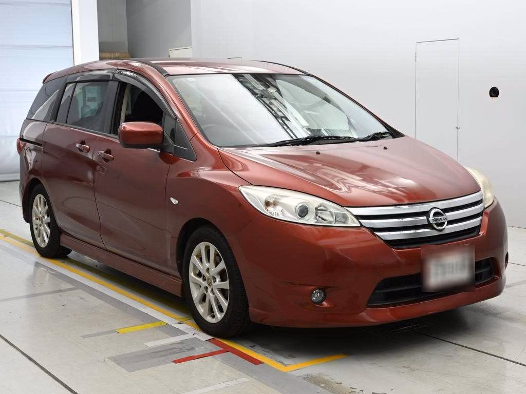 NISSAN LAFESTA