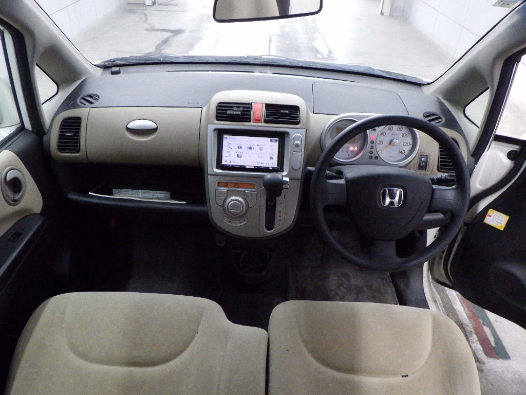 HONDA LIFE