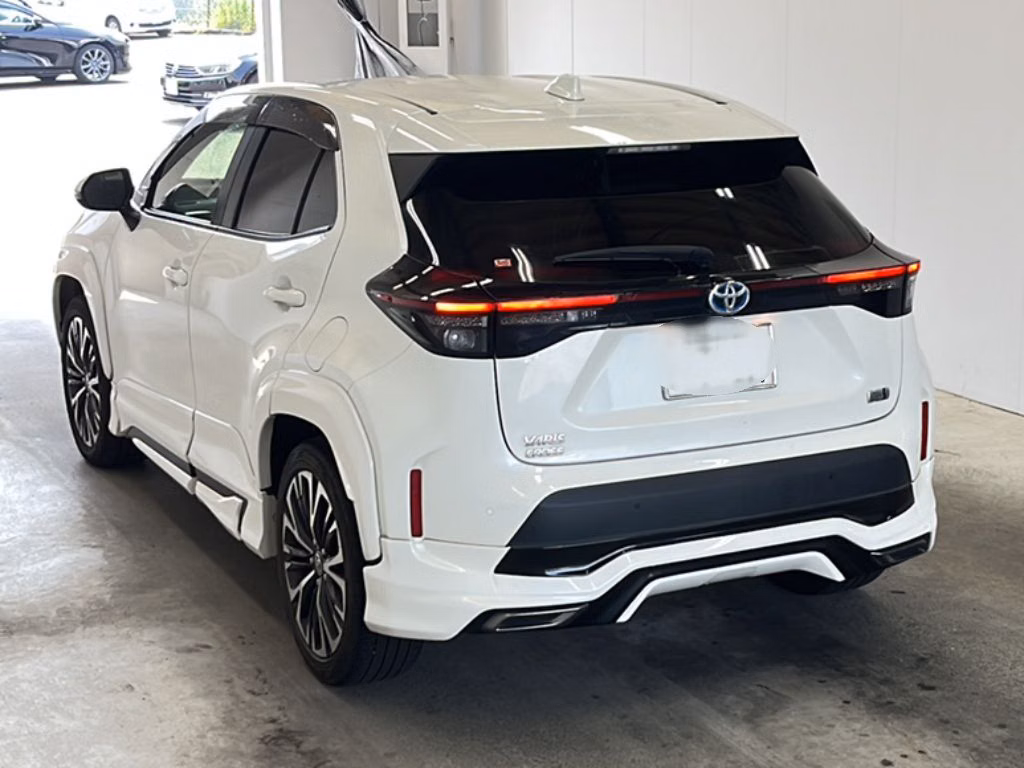 TOYOTA YARIS CROSS