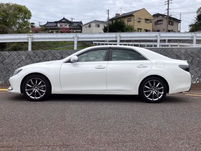 TOYOTA MARK X