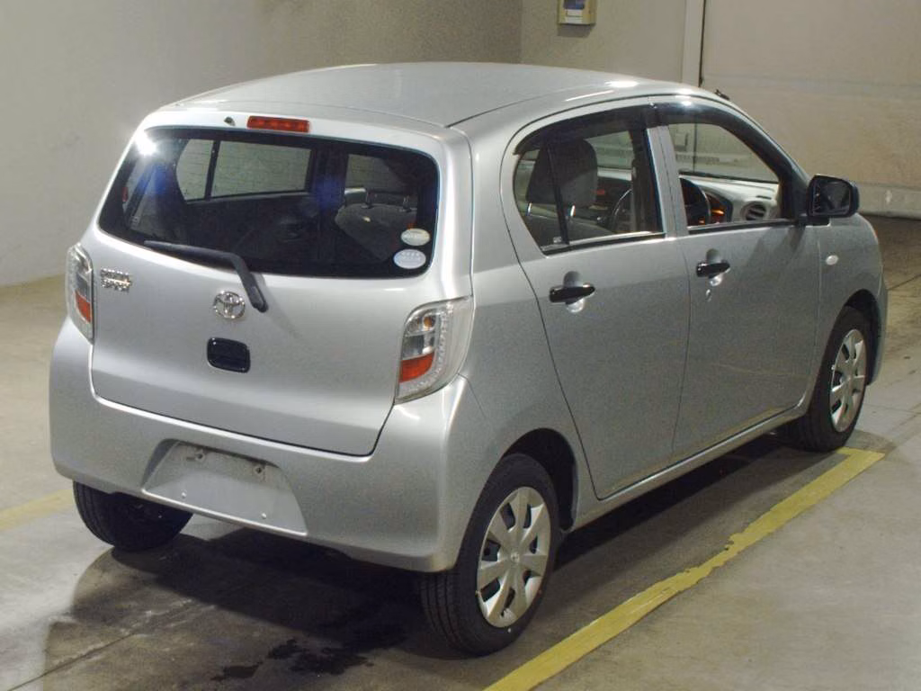 TOYOTA PIXIS EPOCH