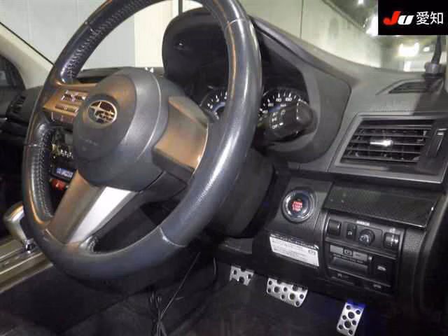 SUBARU LEGACY B4