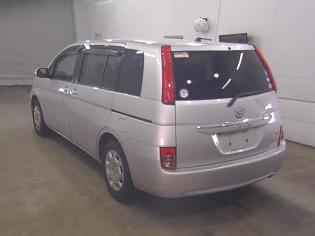 TOYOTA ISIS