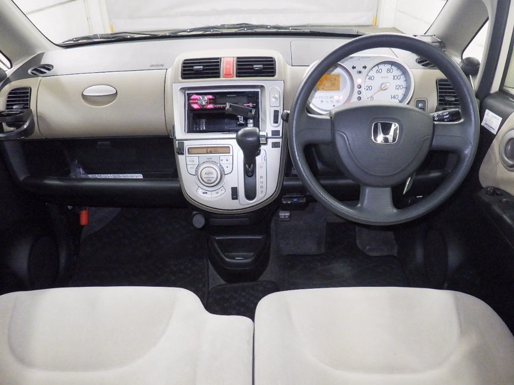 HONDA LIFE