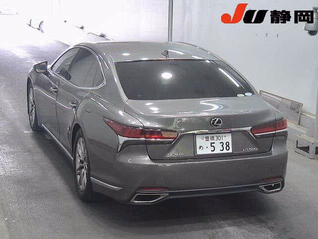 LEXUS LS500