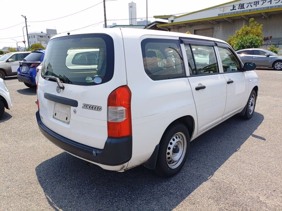 TOYOTA PROBOX