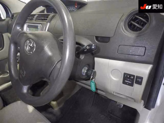 TOYOTA PASSO SETTE