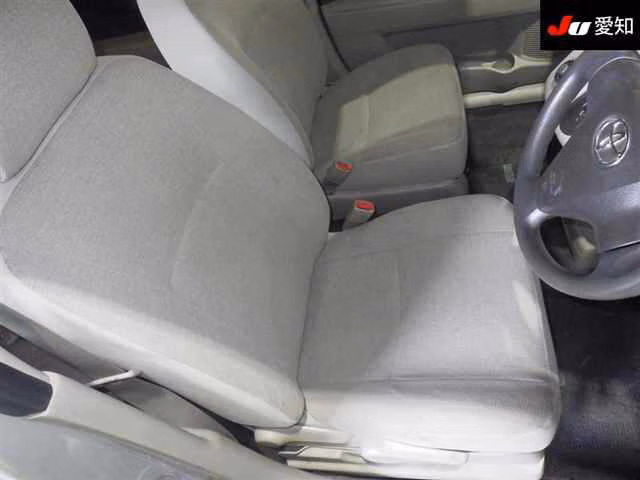 TOYOTA PASSO SETTE