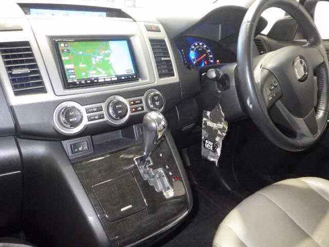 MAZDA MPV