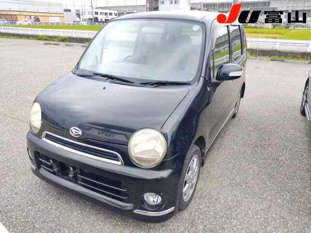 DAIHATSU MOVE LATTE