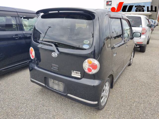 DAIHATSU MOVE LATTE