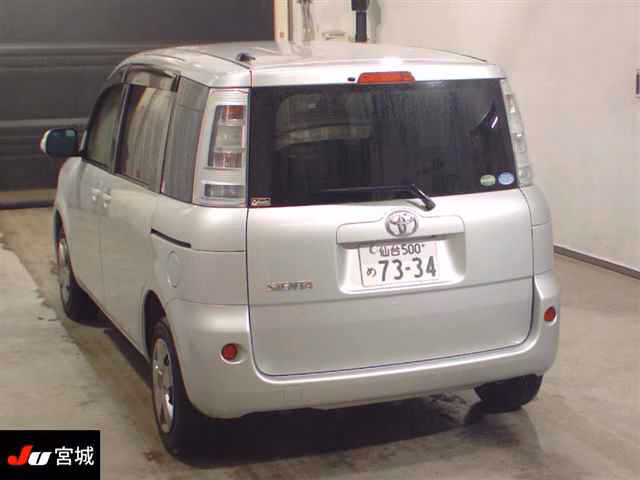 TOYOTA SIENTA
