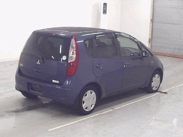 MITSUBISHI COLT