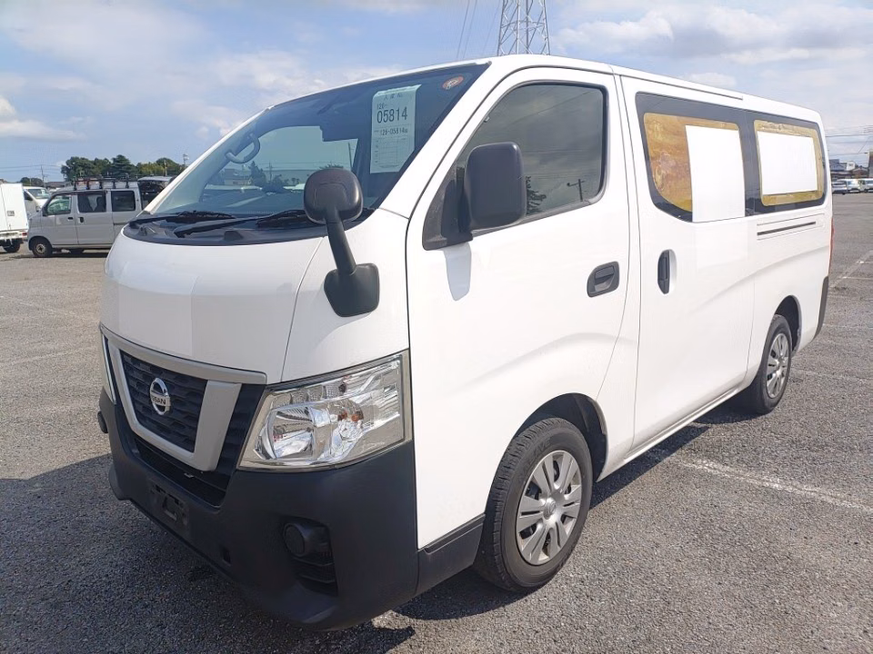 NISSAN NV350 CARAVAN