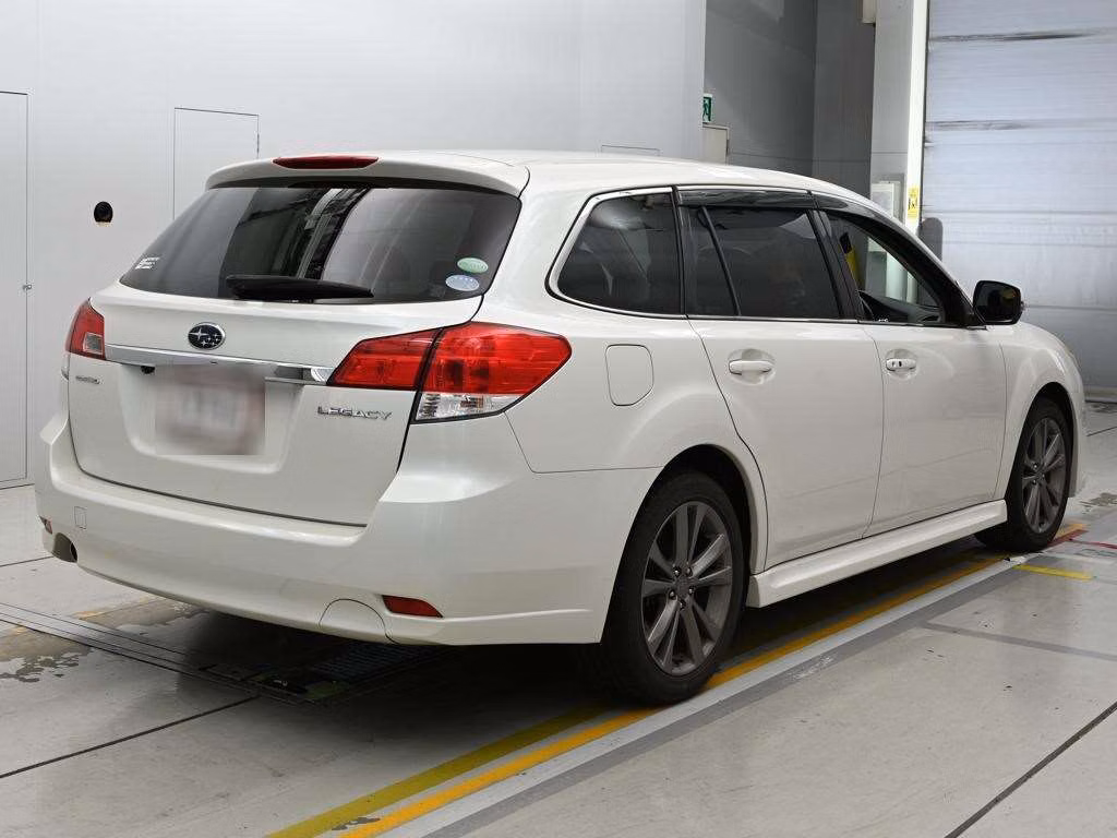 SUBARU LEGACY