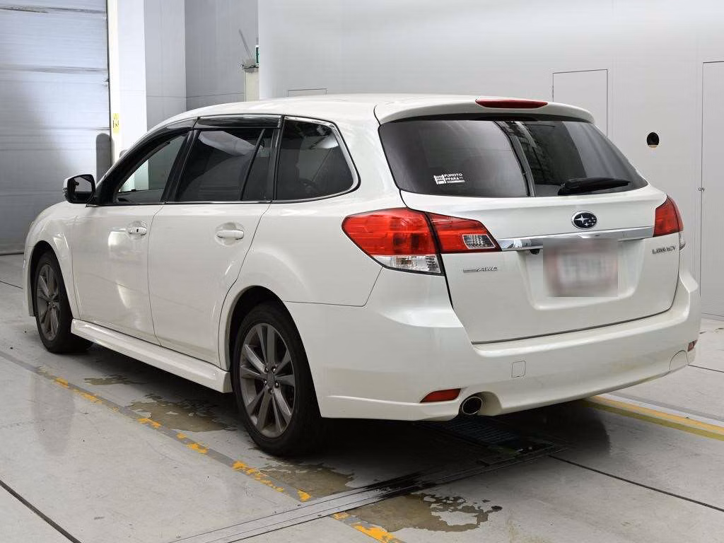 SUBARU LEGACY