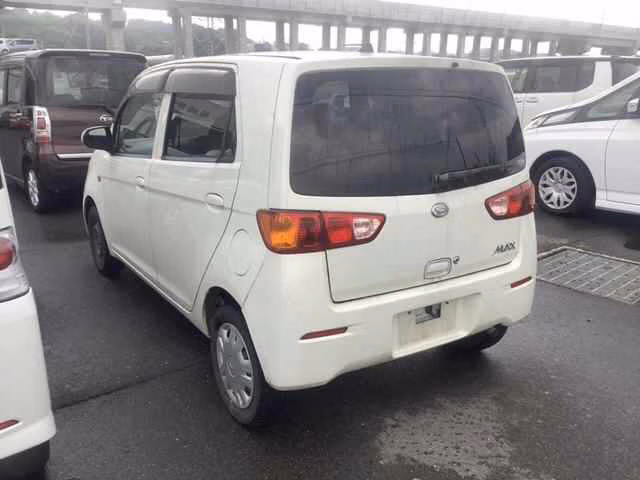 DAIHATSU MAX