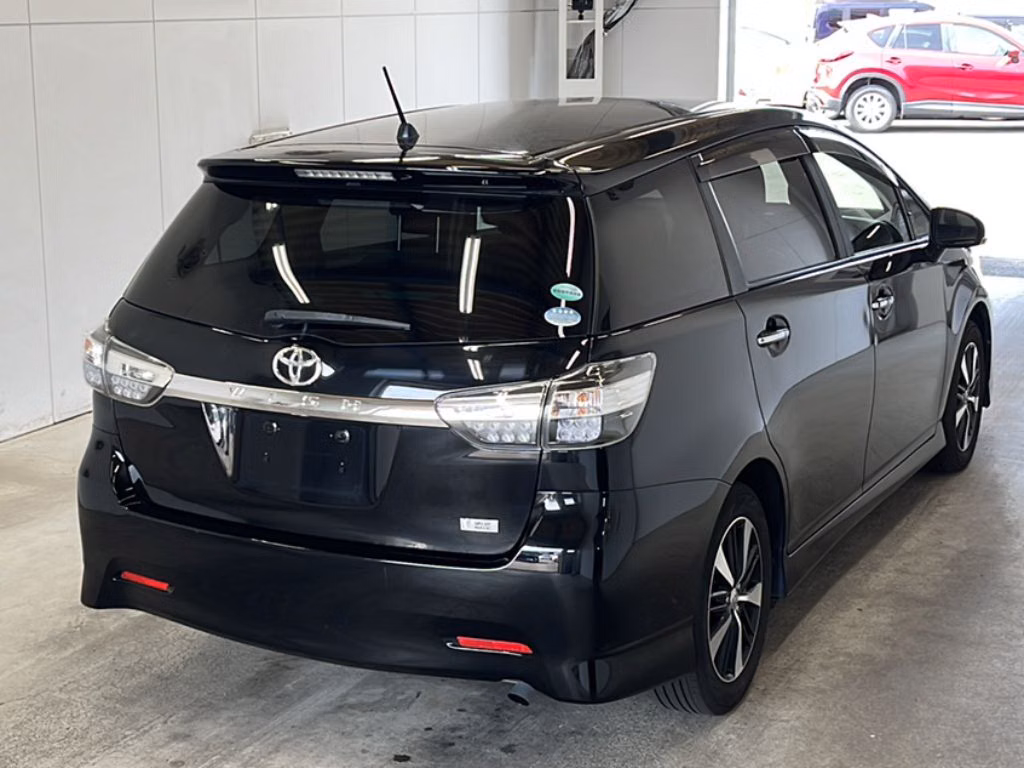 TOYOTA WISH
