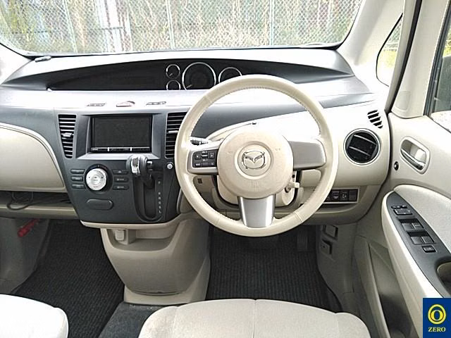 MAZDA BIANTE