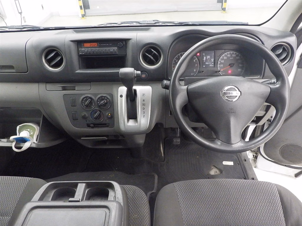 NISSAN NV350 CARAVAN