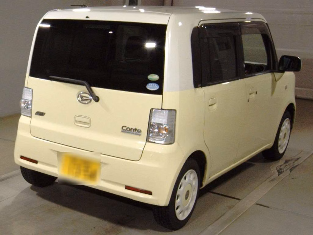 DAIHATSU MOVE CONTE