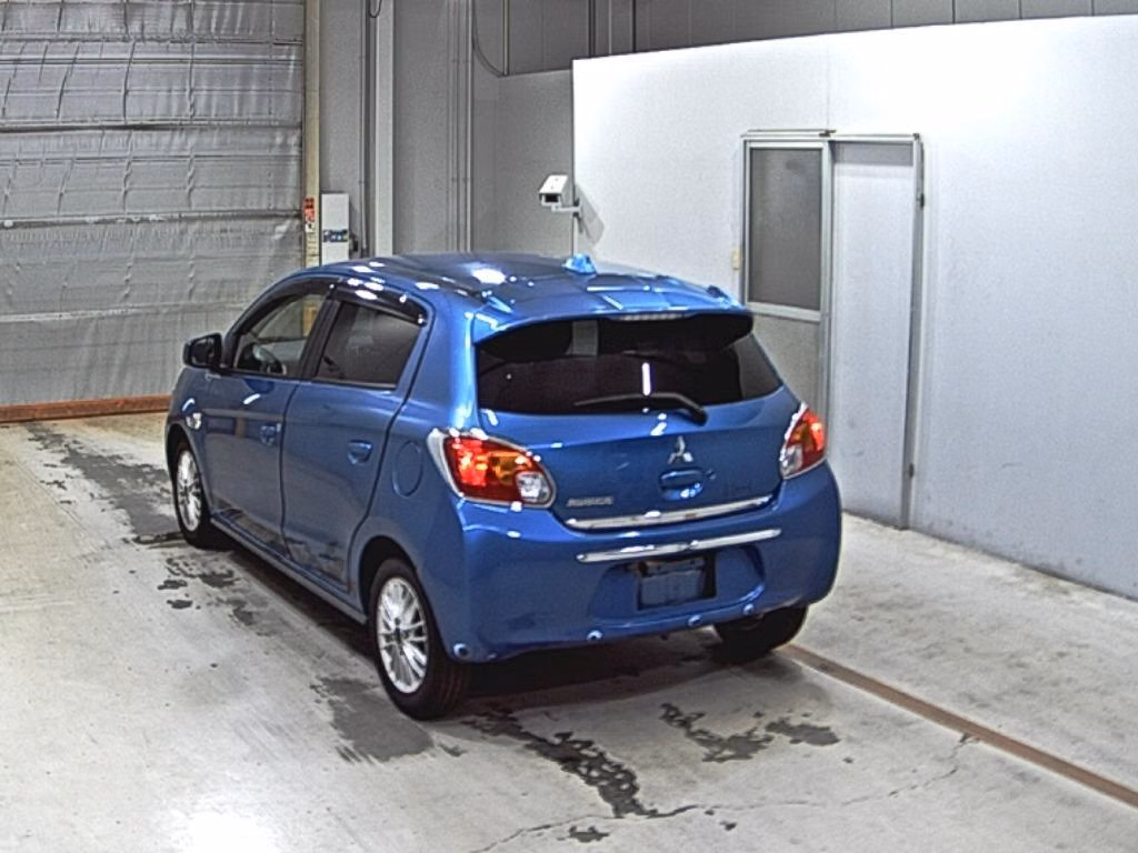 MITSUBISHI MIRAGE