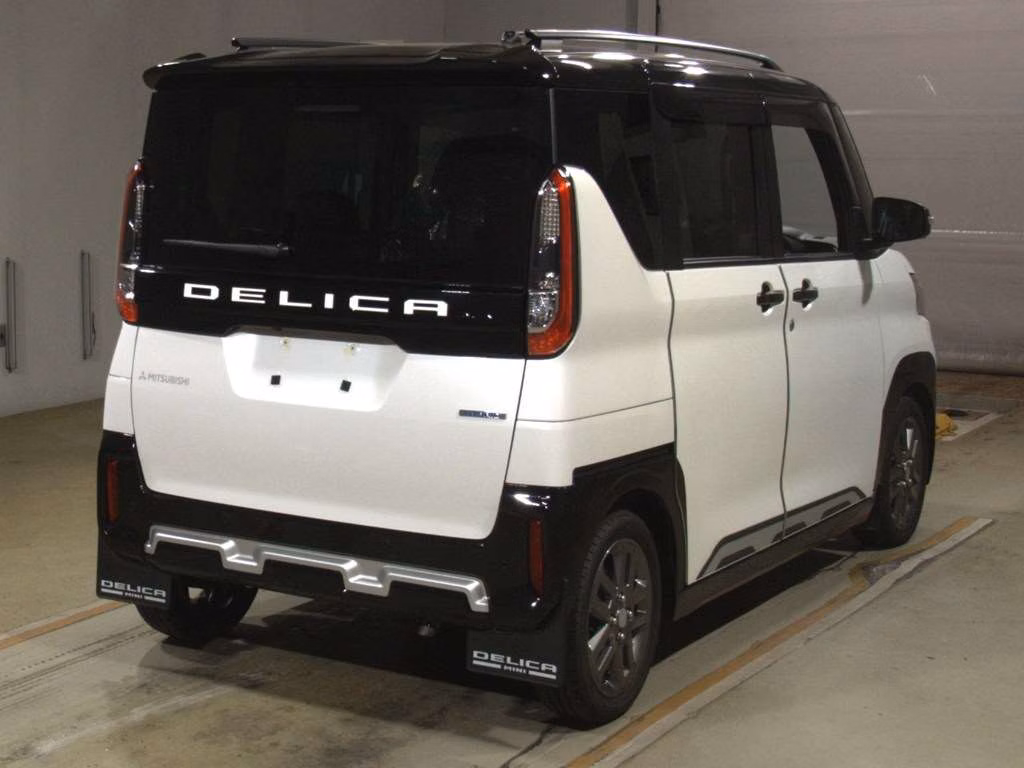 MITSUBISHI DELICA MINI
