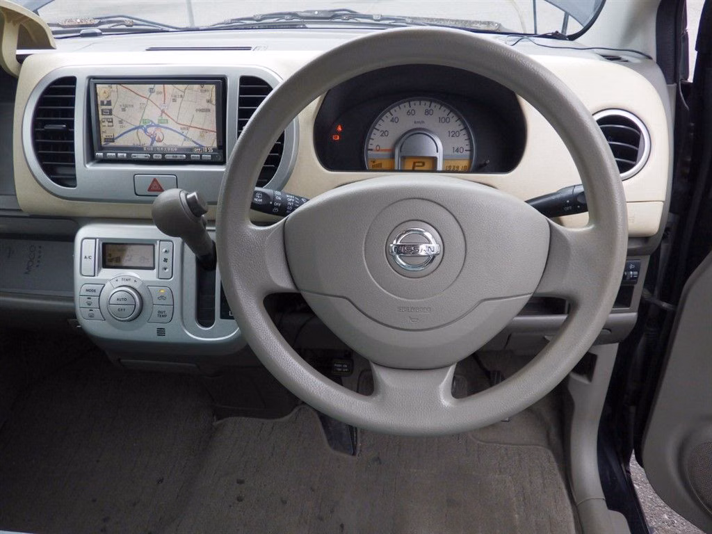 NISSAN MOCO