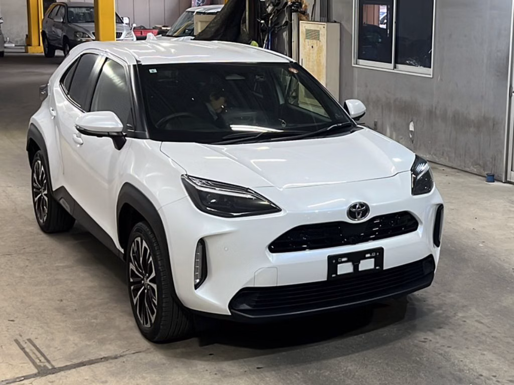 TOYOTA YARIS CROSS