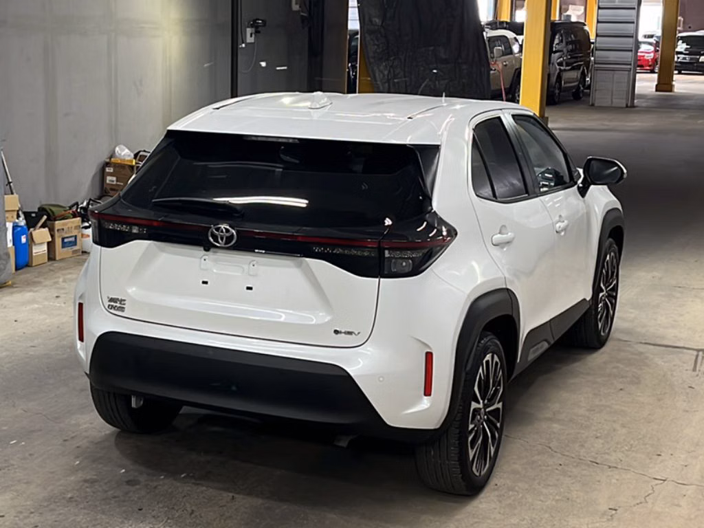 TOYOTA YARIS CROSS