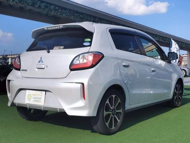 MITSUBISHI MIRAGE