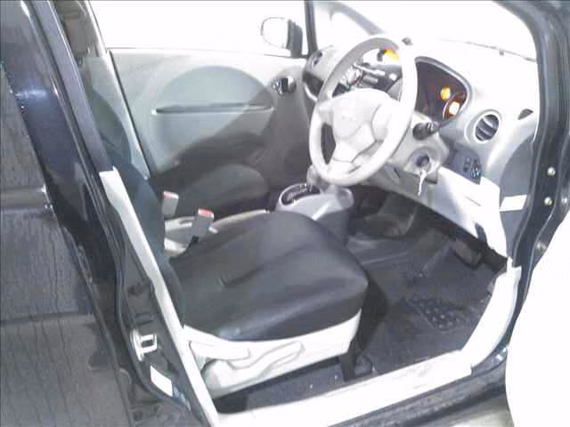 MITSUBISHI I