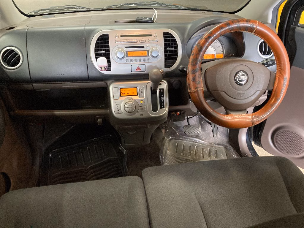 NISSAN MOCO