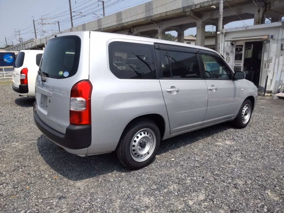 MAZDA FAMILIA