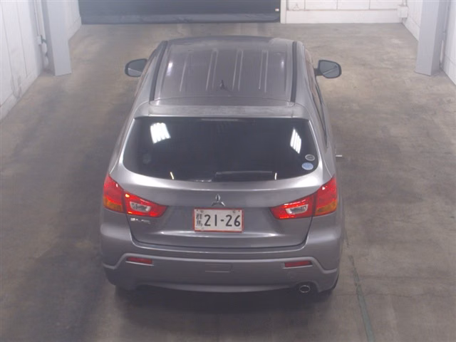 MITSUBISHI RVR