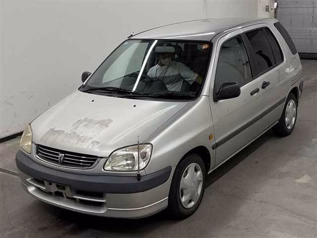 TOYOTA RAUM