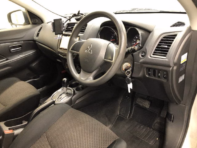 MITSUBISHI RVR
