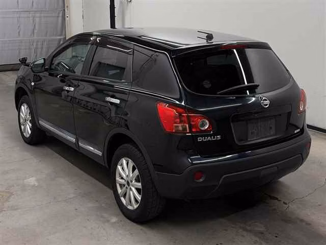 NISSAN DUALIS