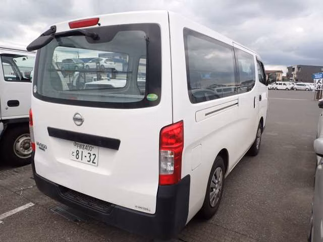 NISSAN NV350 CARAVAN