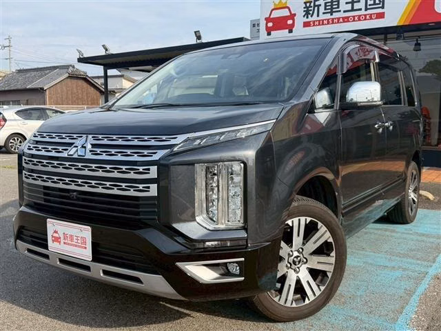 MITSUBISHI DELICA D:5